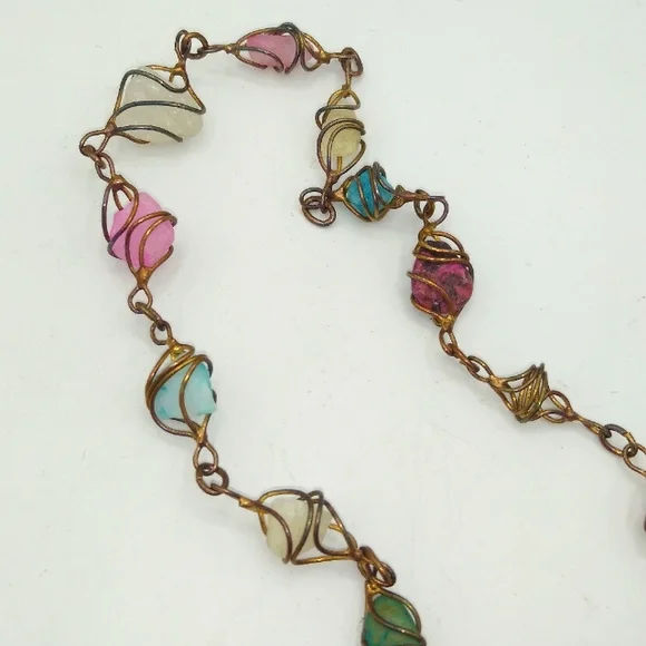 Vintage 1960s Artisan Handmade Wire Wrapped Semi Precious Stone Cage Necklace - Picture 4 of 7